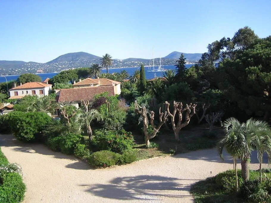 Daire Brise Tropezienne : Vue Mer / 2 Chambres / Parking Saint-Tropez